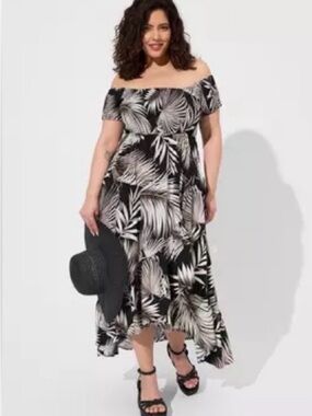 NWT Torrid Off-Shoulder Palm-Print High-Low Dress